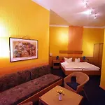 Hotel Graf Pueckler 2*