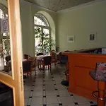 Graf Pueckler 2* برلين