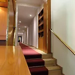 Graf Pueckler فندق 2*