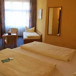 Graf Pueckler برلين