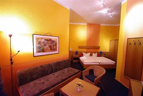 Hotel Graf Pückler 2*