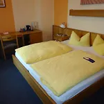 Hotel Graf Pückler 2*